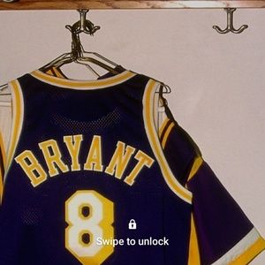 Meet your Posher, Adrien